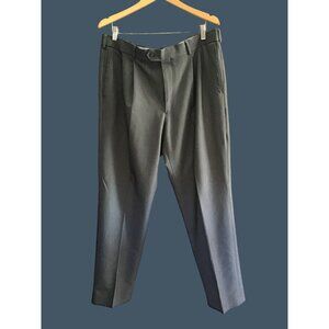 ROUNDTREE & YORKEE -TRAVEL SMART- MEN GREY PLEAT FRONT DRESS PANT SIZE 38X30